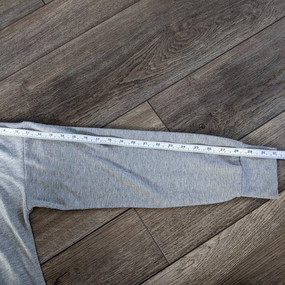 Netflix Official Stranger Things Eleven 11 Millie Bobby Brown Sz: XL Hoodie Y2K - Picture 4 of 11